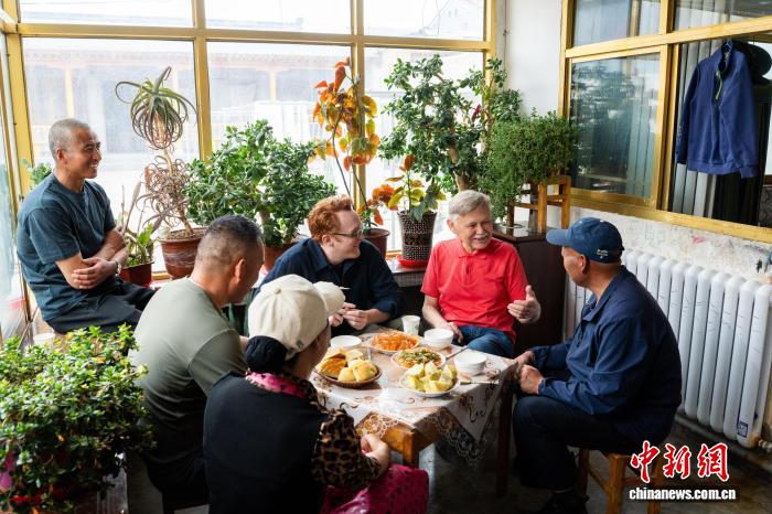 东西问丨潘维廉：长征精神为何能成为人类共同的精神财富？