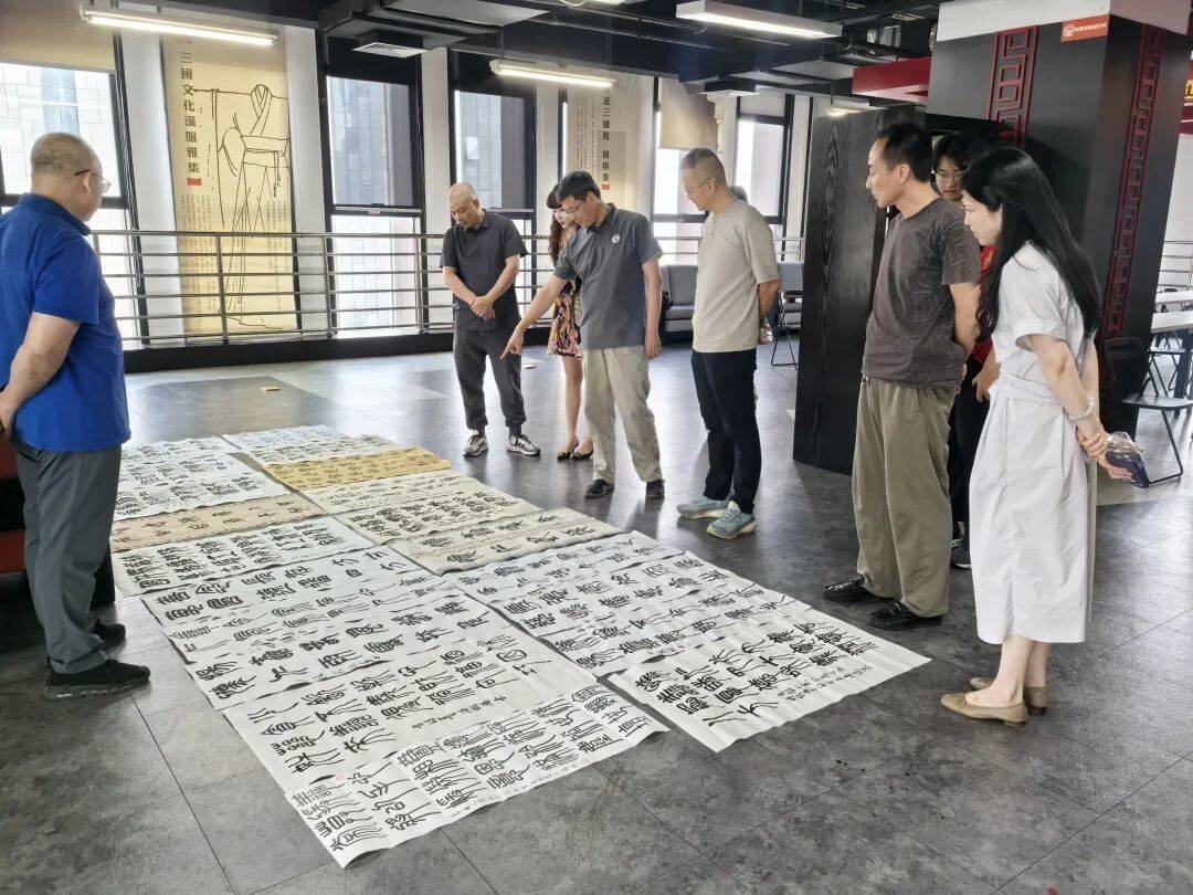 用丹青书写善意 成都慈善书法作品征集活动结果出炉