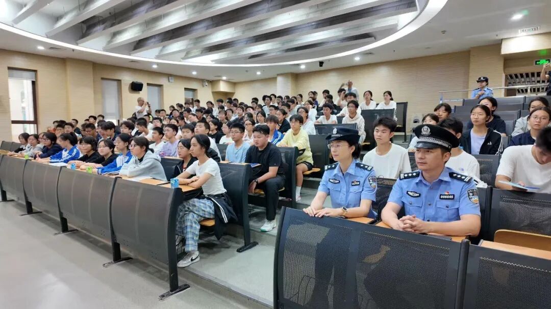 “别乱发原图、别乱转发评论！”成都双流公安这堂网络安全课，太及时了