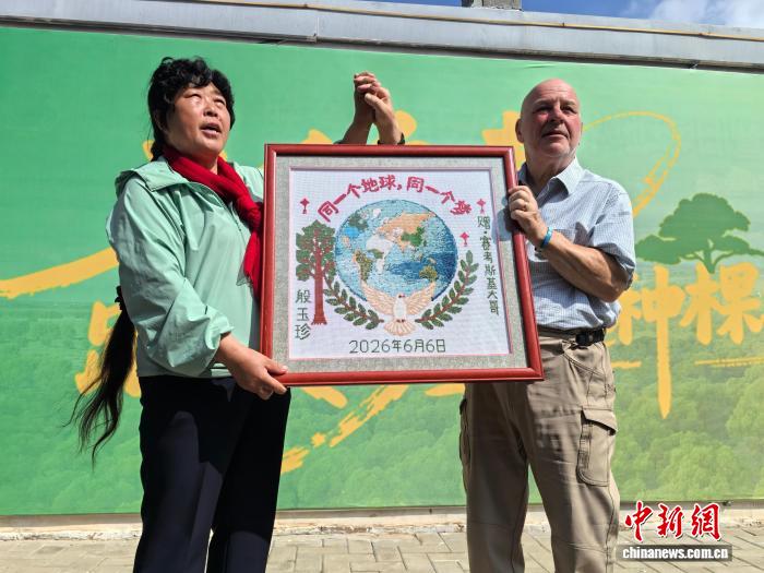 东西问｜从北美红杉到“赛考斯林”，中美友谊之树积木为林、汇林成海