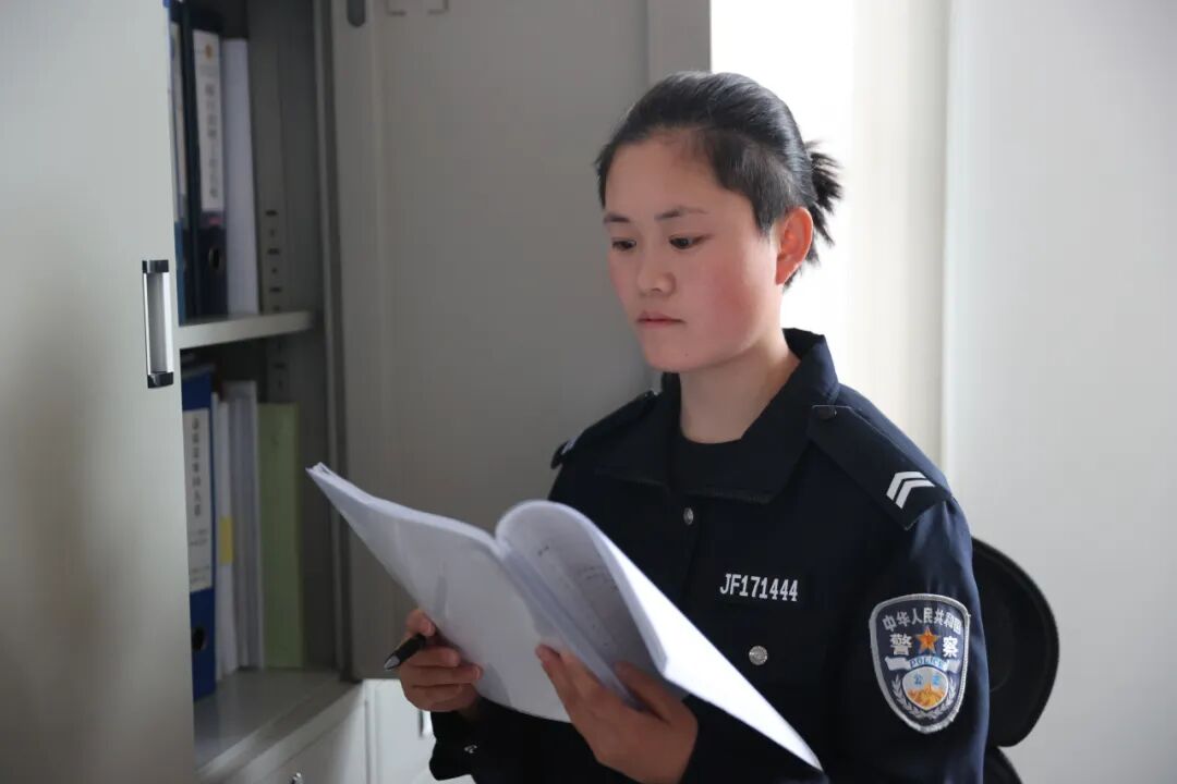 双流公安“她”力量｜汤佳蓉：腼腆笑容背后，是一颗果敢的心