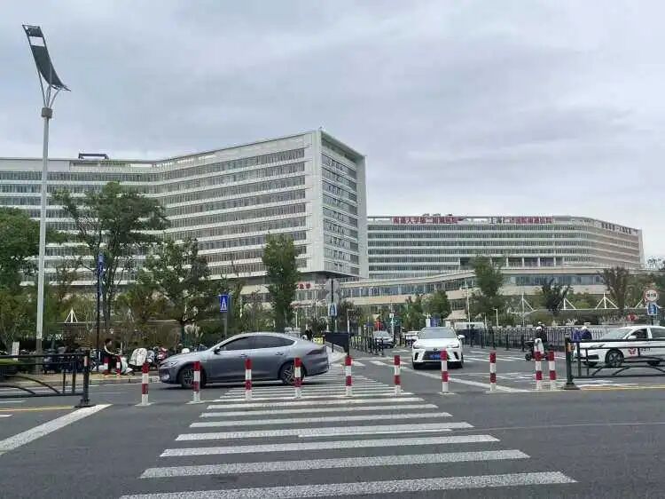 女子看胃病却死于心脏手术？医院发布通报