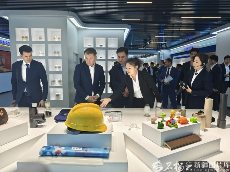 丝路携手 寻求双赢——乌兹别克斯坦卡拉卡尔帕克斯坦共和国代表团参访新疆