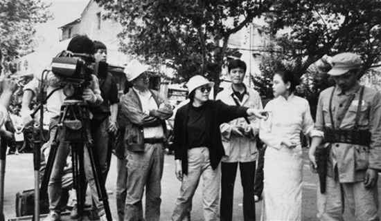 肖桂云：抢时间的人丨写在总书记给田华等8位电影艺术家回信一周年
