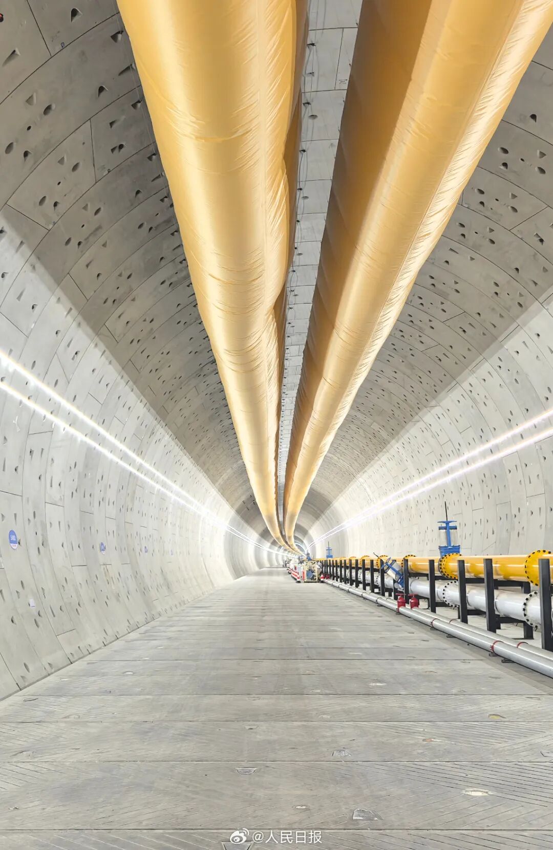 从成都到上海，高铁要从长江水下穿过！