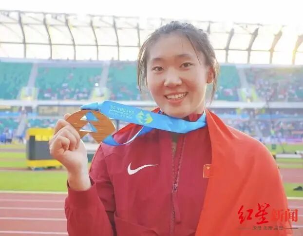 成都运动员苏艺馨，拿下中国队首金！