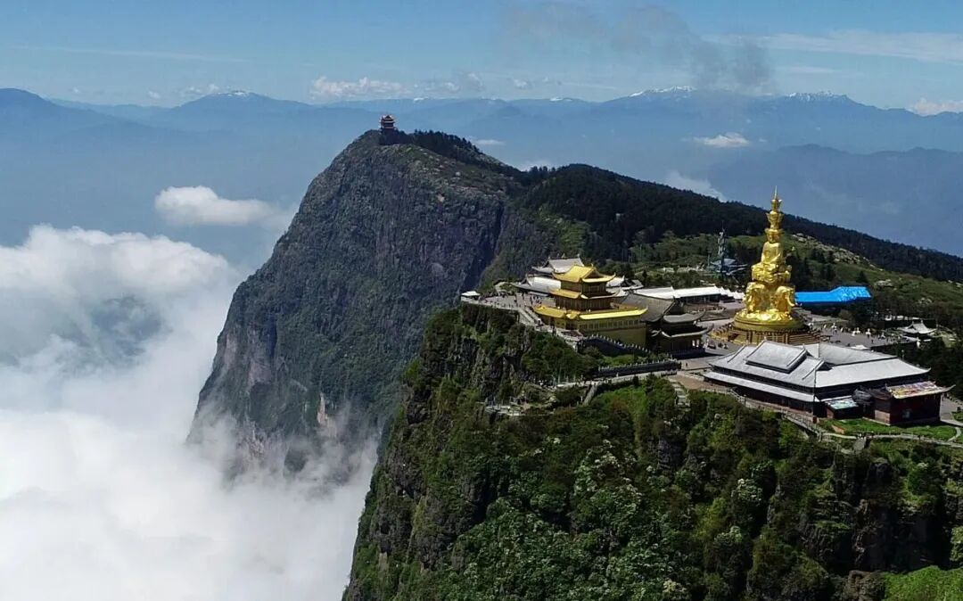 解决游客索道排队，峨眉山景区今起开启观光车分时预约