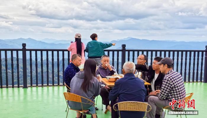 （走进中国乡村）闽北古村借“云”重生 生态颜值变经济产值