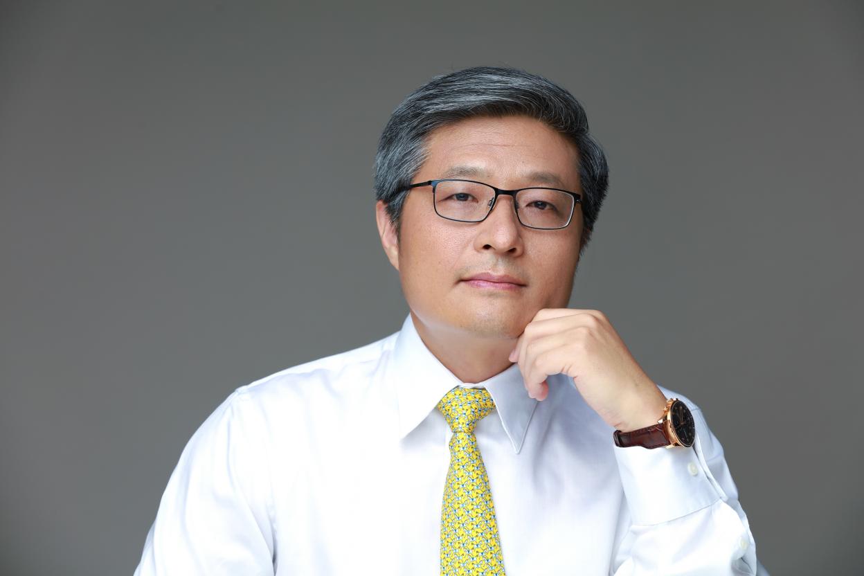 AI时代，知识触手可及，商学院价值何在？每经记者专访上海交大安泰院长陈方若 (http://www.kingbaby.com.cn/) wap 第1张