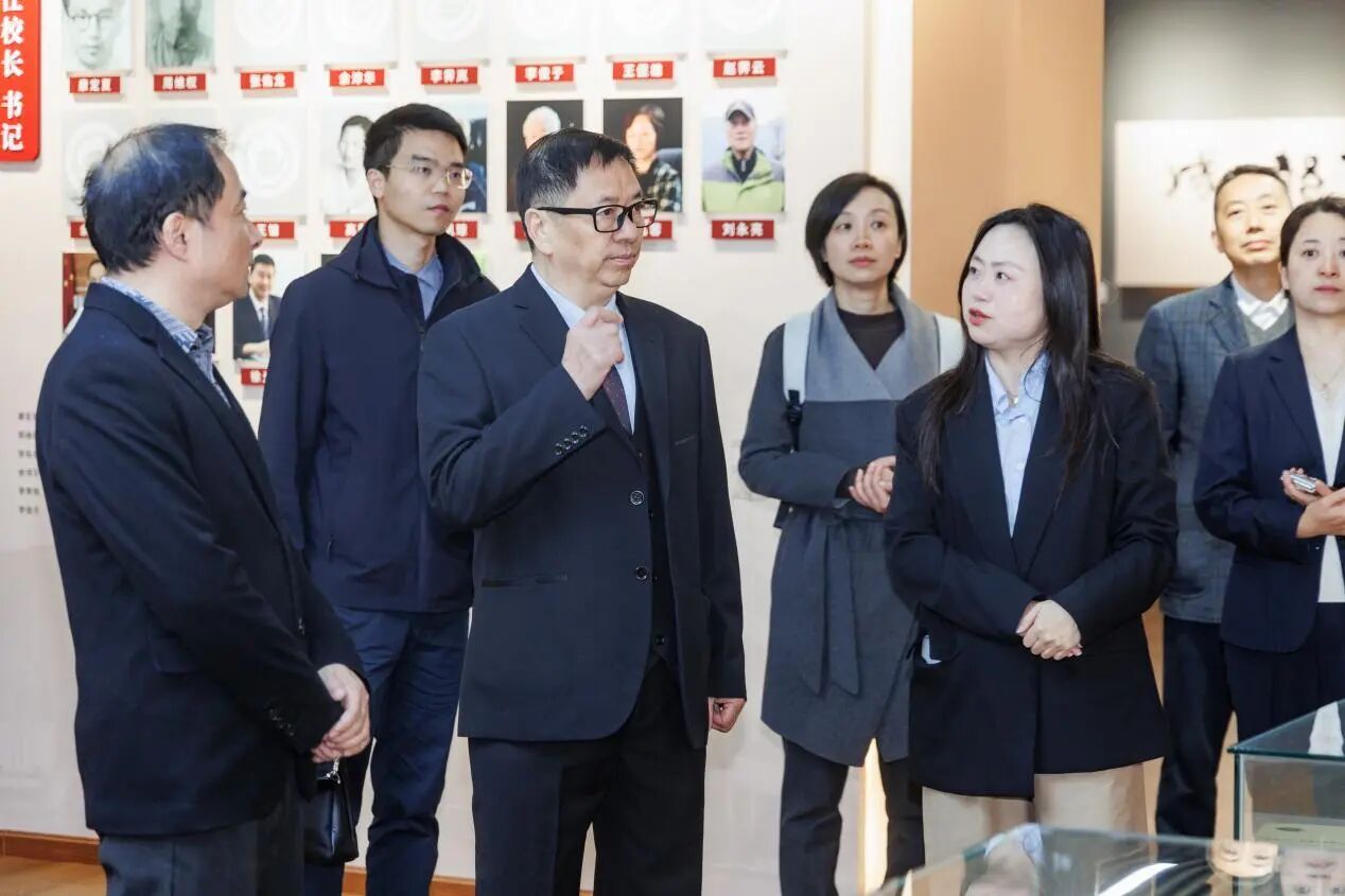 院士领航 科创筑梦 成都八中与丁显平院士团队共育未来人才