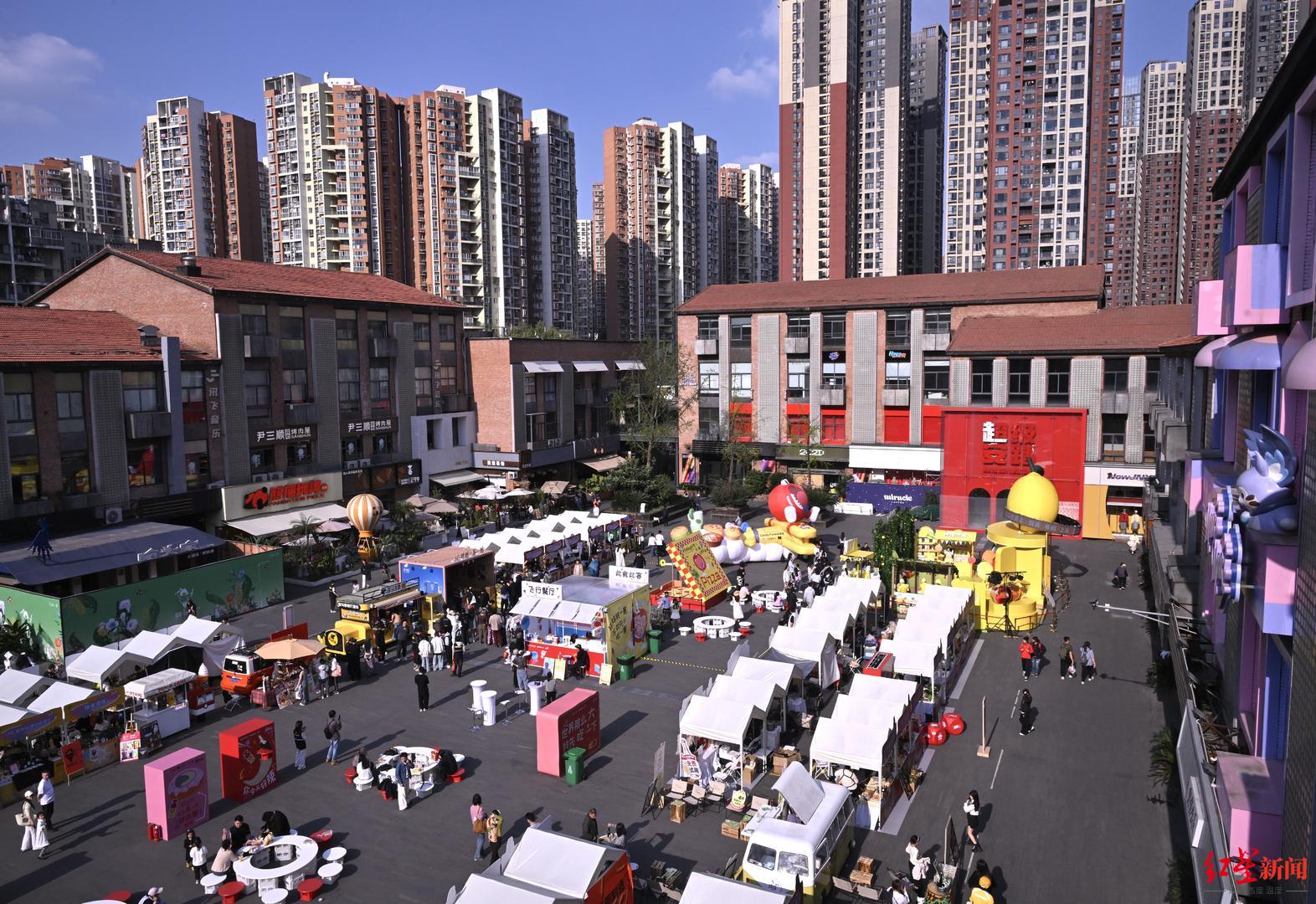 在成都东郊记忆，糖酒会“长”成了年轻人的样子