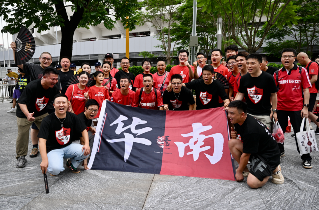 又见绝杀！成都蓉城客场3比2战胜深圳新鹏城，继续领跑！