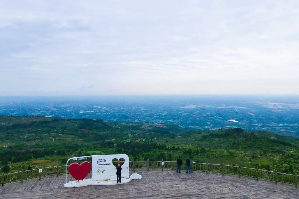这个五一，金堂龚家山超多玩法，就等你了！