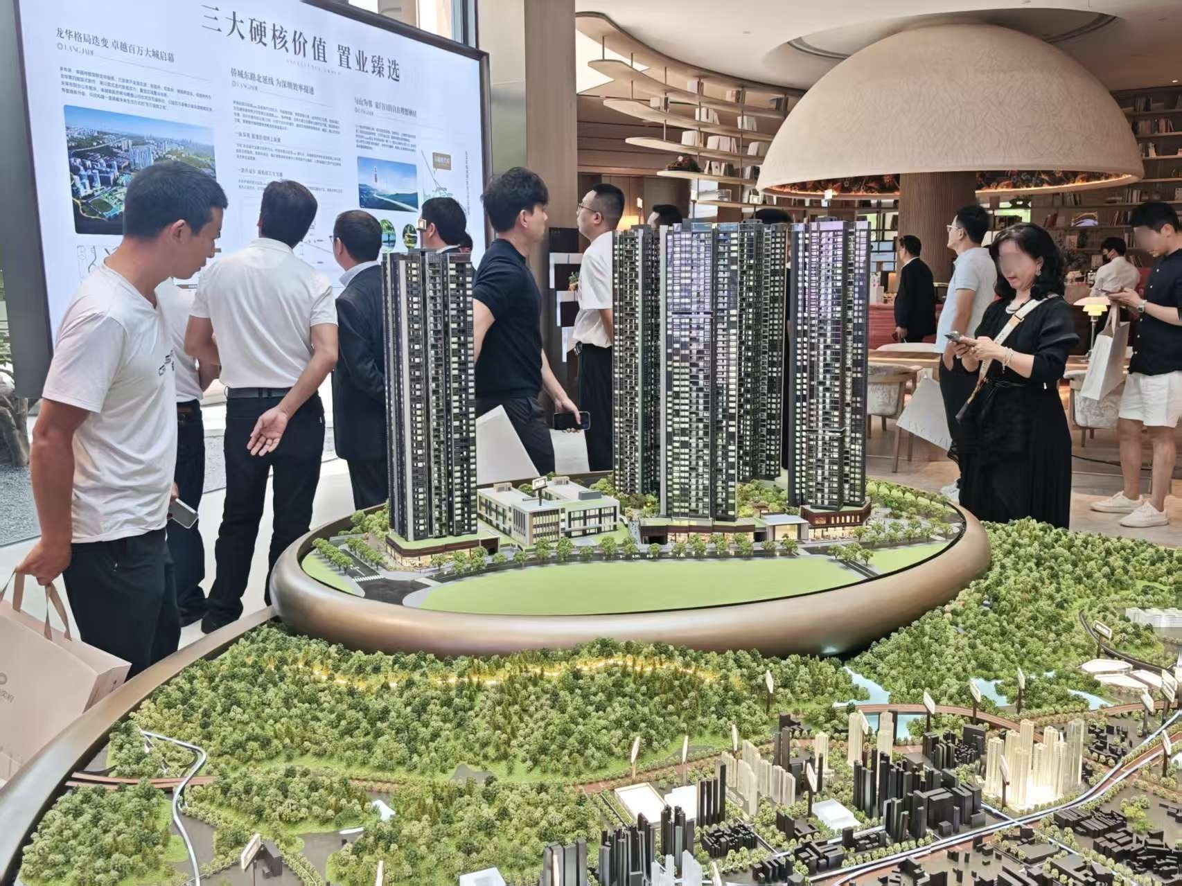 深圳楼市“量涨价稳”：新房库存降了，部分核心区域二手房价涨了 | 每经网
