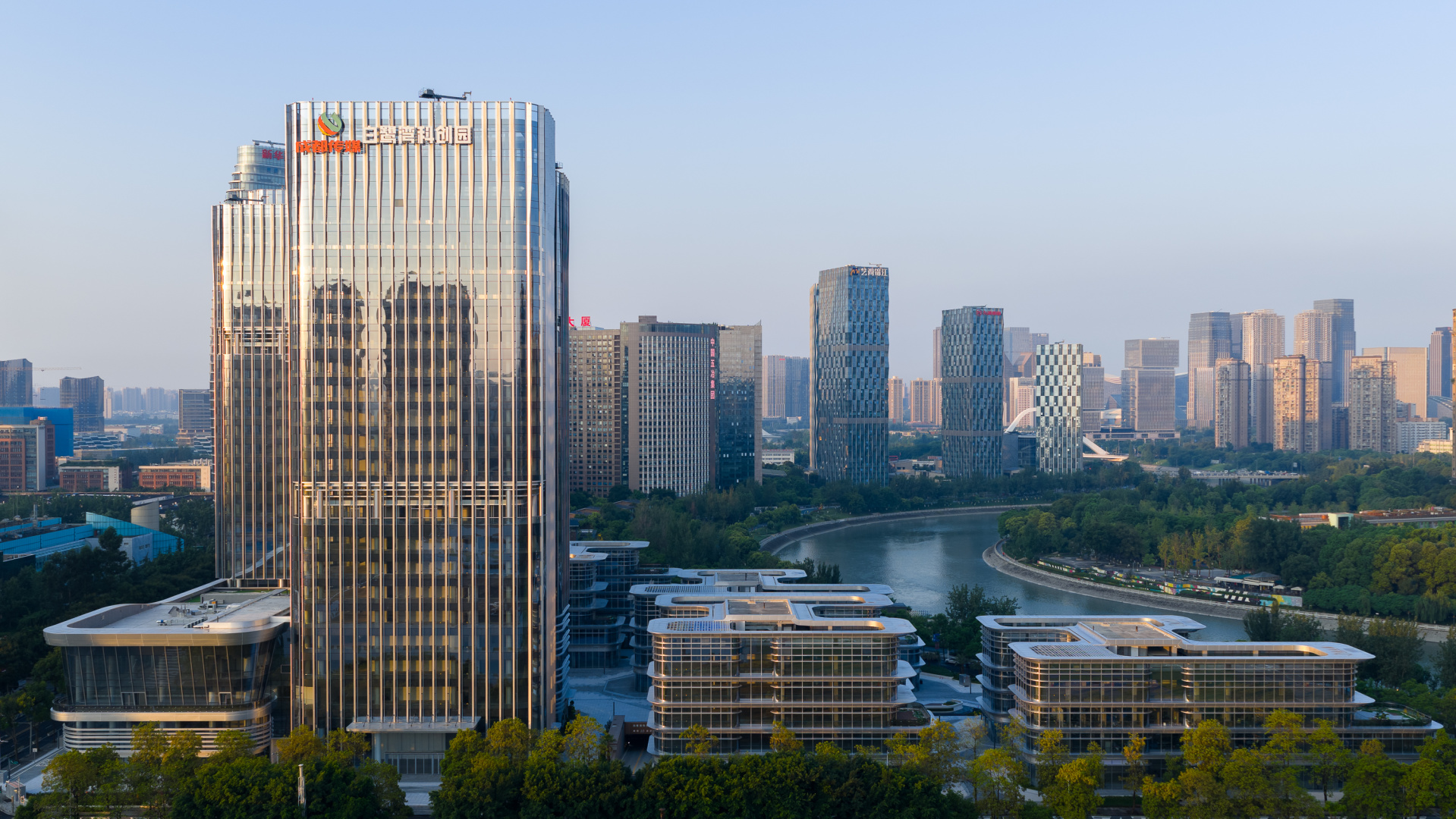 成都打造全国首个“科幻IP+未来场景”OPC社区 (http://dinkfamily.com/) wap 第3张