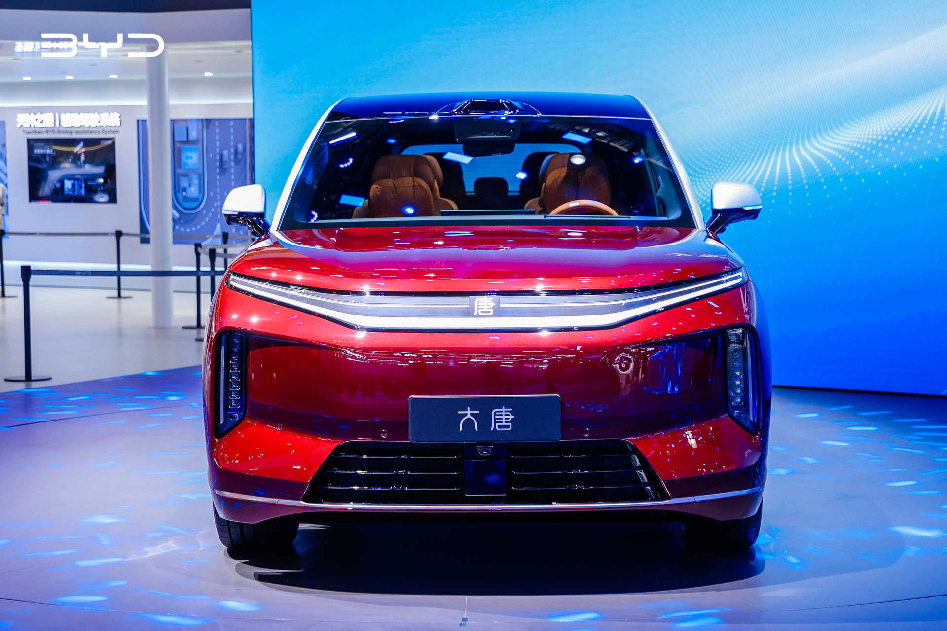 车展速递丨比亚迪再次豪横包馆！大唐开启全球预售 路天：弥补王朝网25万元级以上市场空白 (http://www.hilij.com/) p 第1张