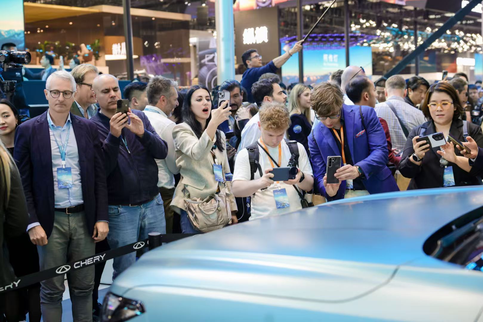 营收降3.45%、毛利增超两成！奇瑞汽车一季度净利润41.7亿元，海外销量占比超六成 (http://www.999law.cn/) caij 第2张