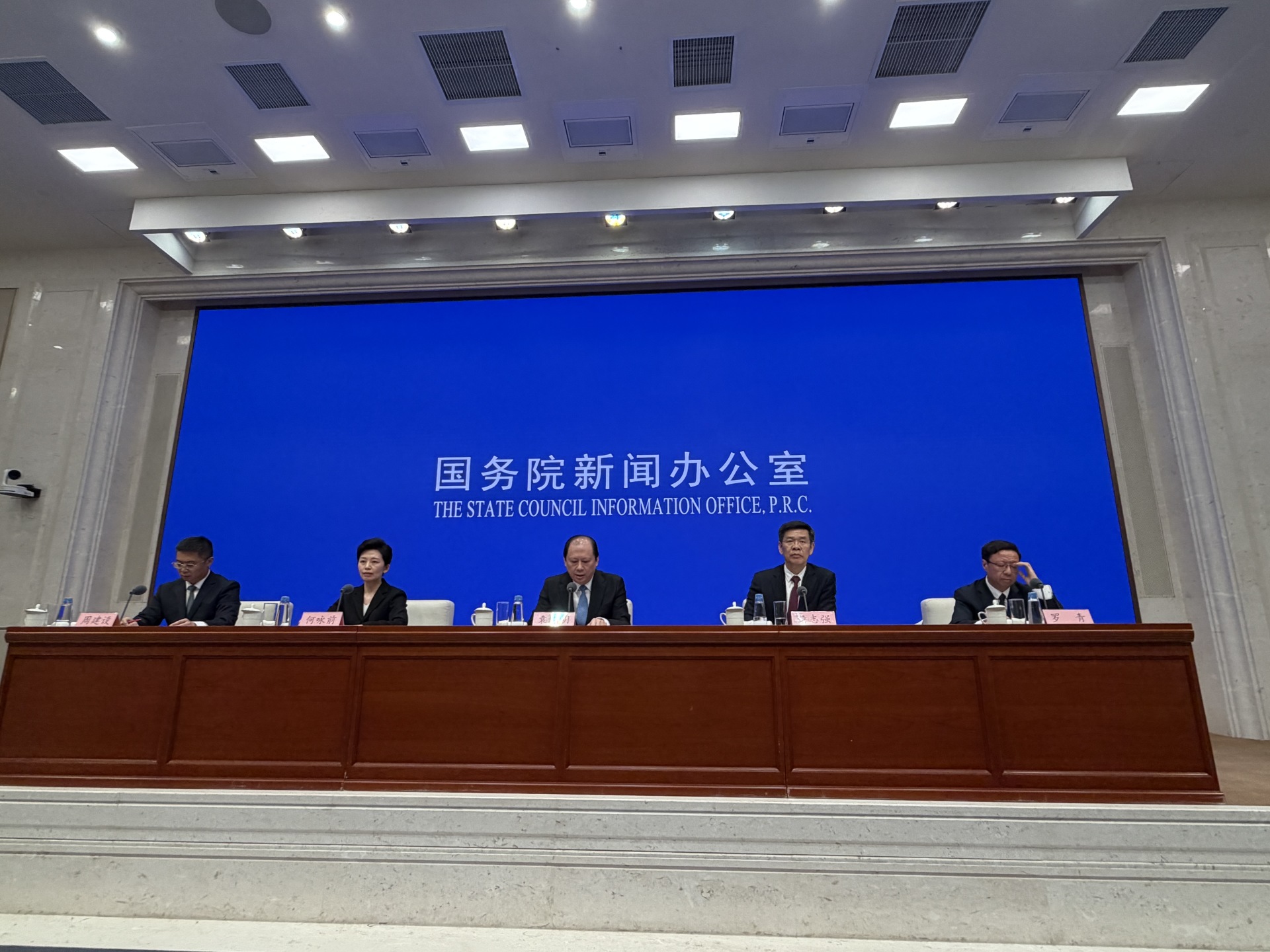 内蒙古自贸试验区如何探索差异化发展？内蒙古自治区商务厅答每经问：考虑打造联通内外的重要贸易节点、畅通向北开放国际大通道⋯⋯ (http://www.paipi.cn/) wap 第1张