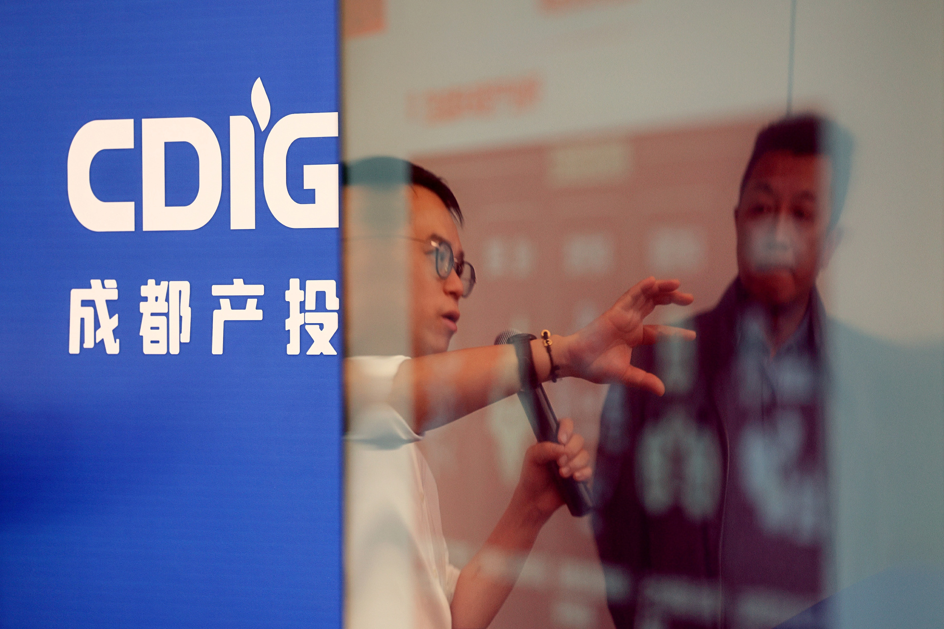 “把脉”未来产业，18个前沿项目上演“15+15”深度问答 (http://dinkfamily.com/) wap 第1张