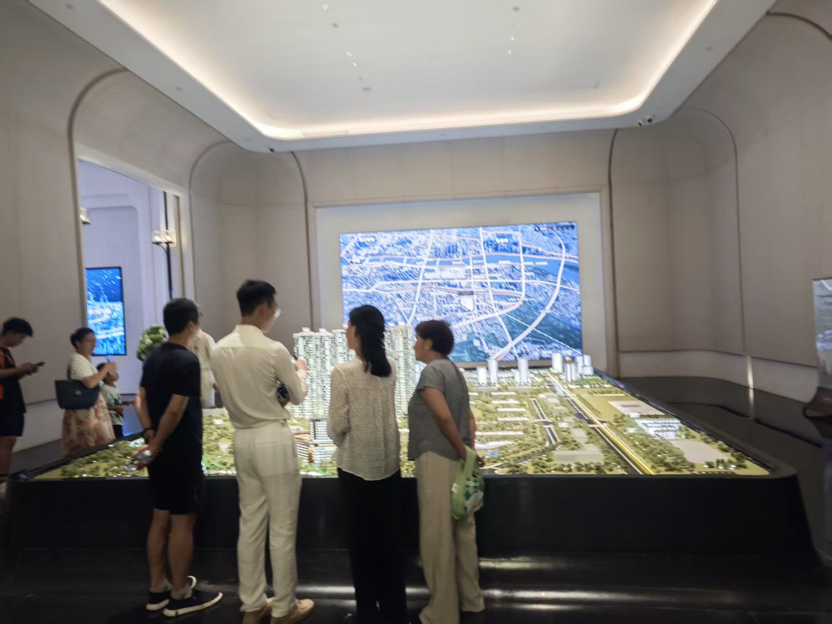 广州一二手房终结近3年连跌，核心片区豪宅领涨，多个新项目扎堆入市备战“五一”假期 (http://www.hilij.com/) p 第1张