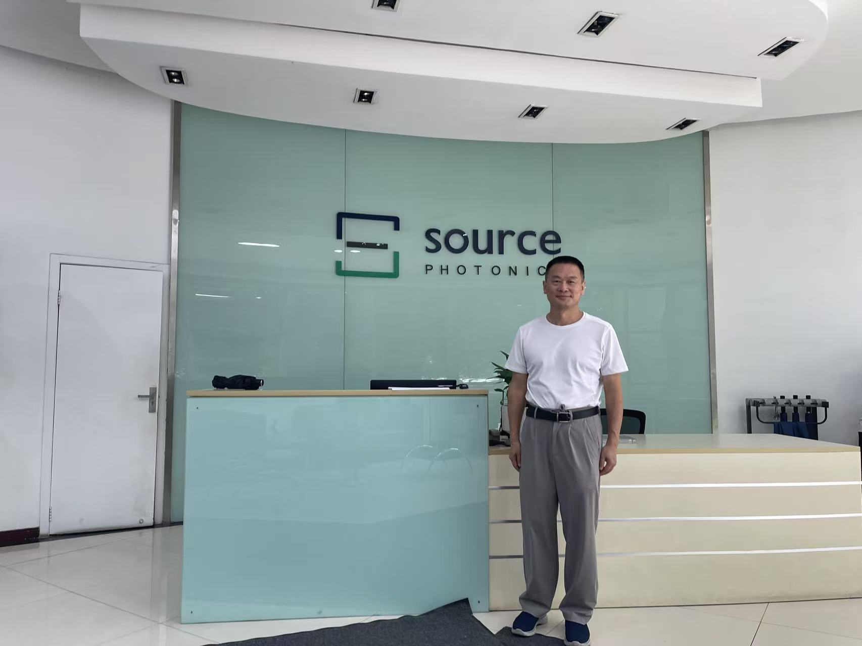 投资大咖石波：远离量化竞争 挖掘物理世界十倍股 算力成AI时代新煤炭