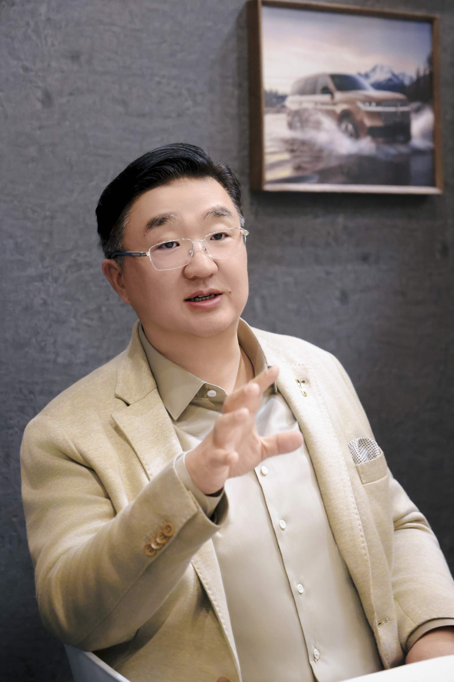 车展季·大咖说 | 林肯中国贾鸣镝：电动化转型慢不一定是坏事，不会为了赶进度违背客观开发规律 (http://www.hilij.com/) p 第1张