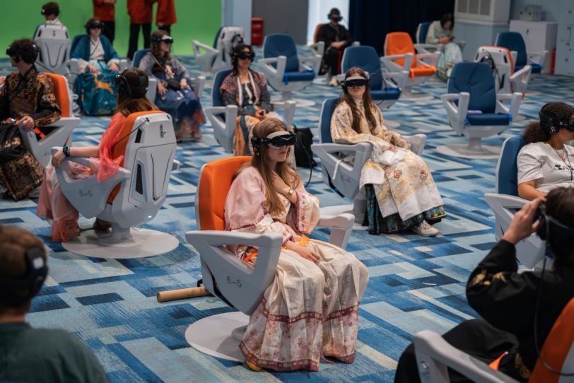 一把椅子日入706元，XR电影的“票房逻辑”有人跑通了 (http://www.paipi.cn/) wap 第2张