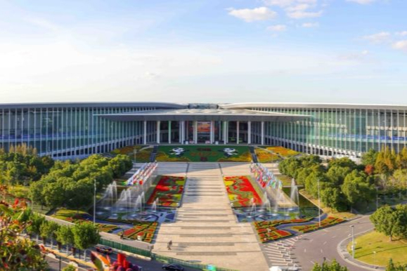 全景视界｜VR漫游带你逛进博