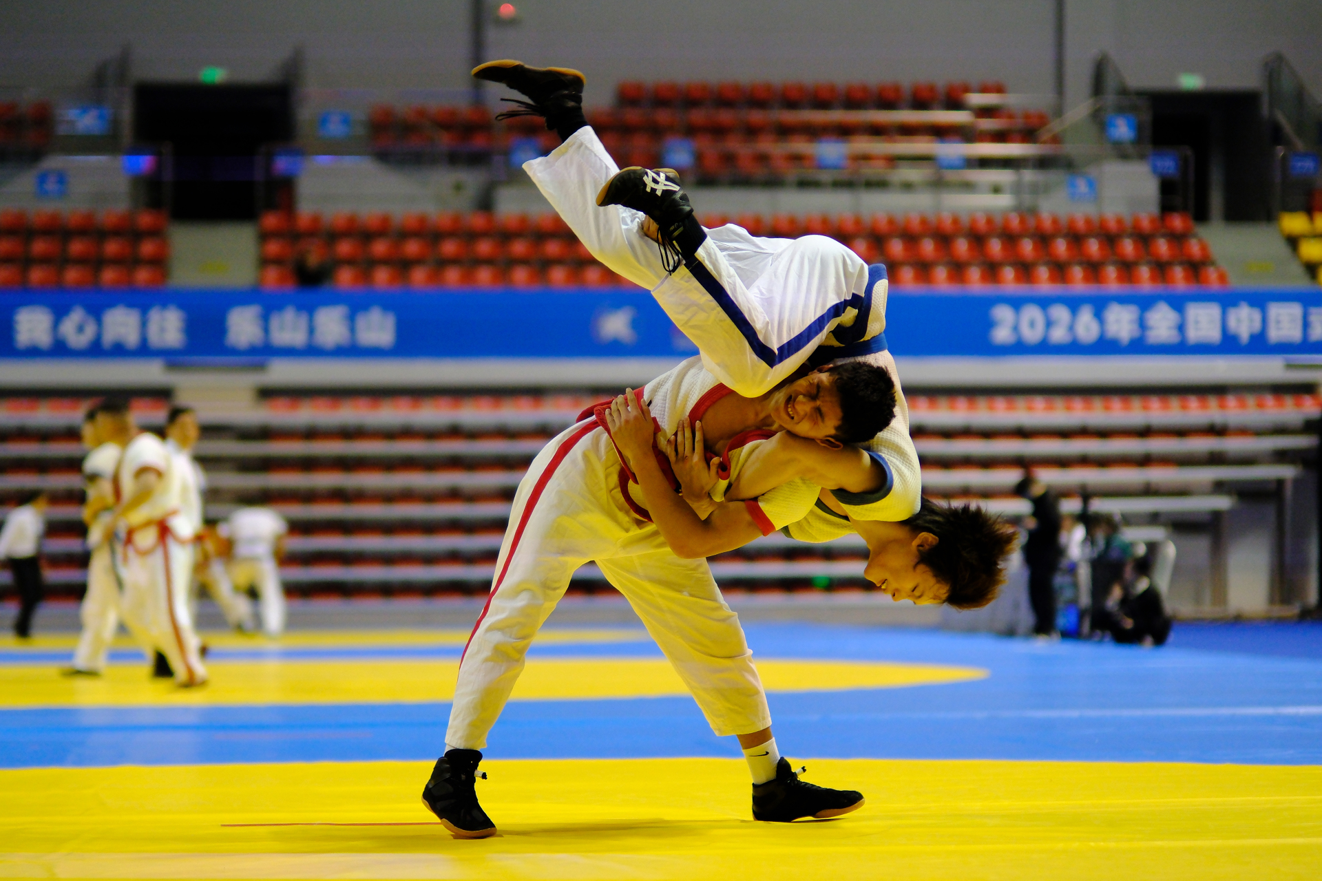 爱看成都 | 跤武峨眉 竞展雄风