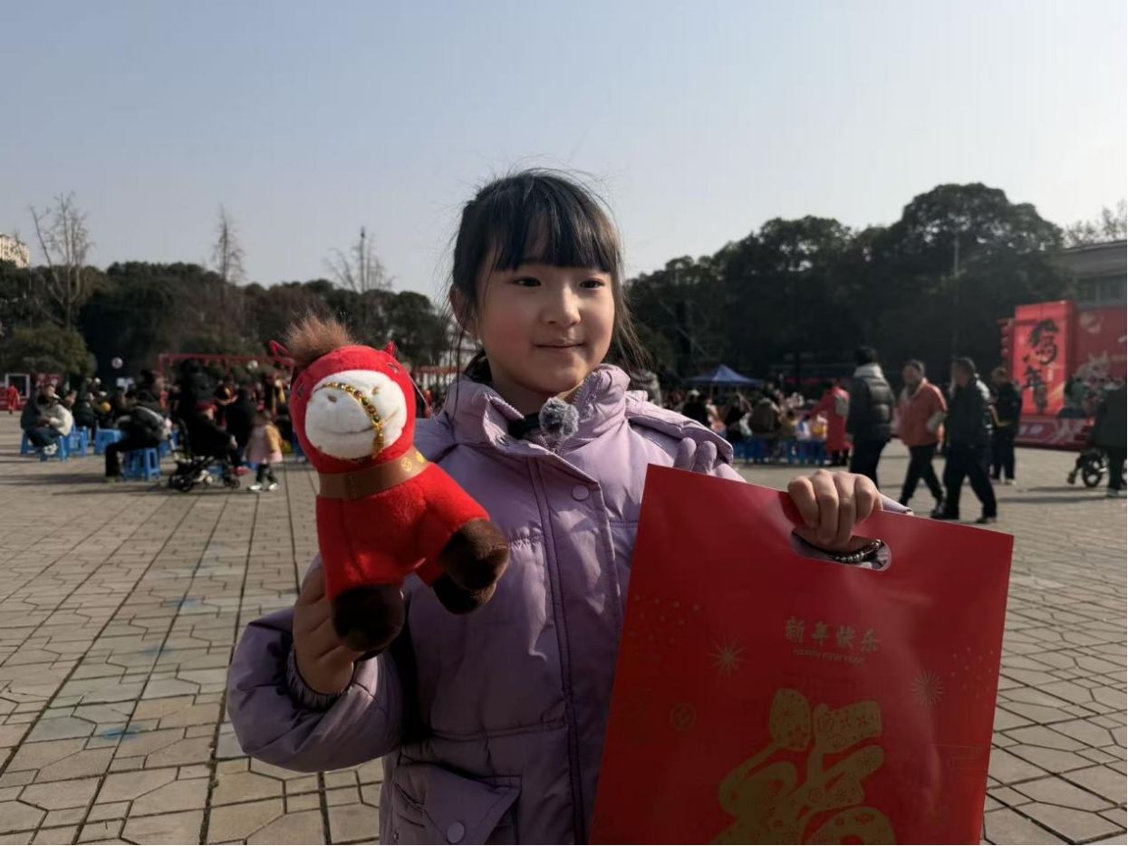 新春走基层｜绵阳年味正浓 民俗焕新国宝添趣迎新春