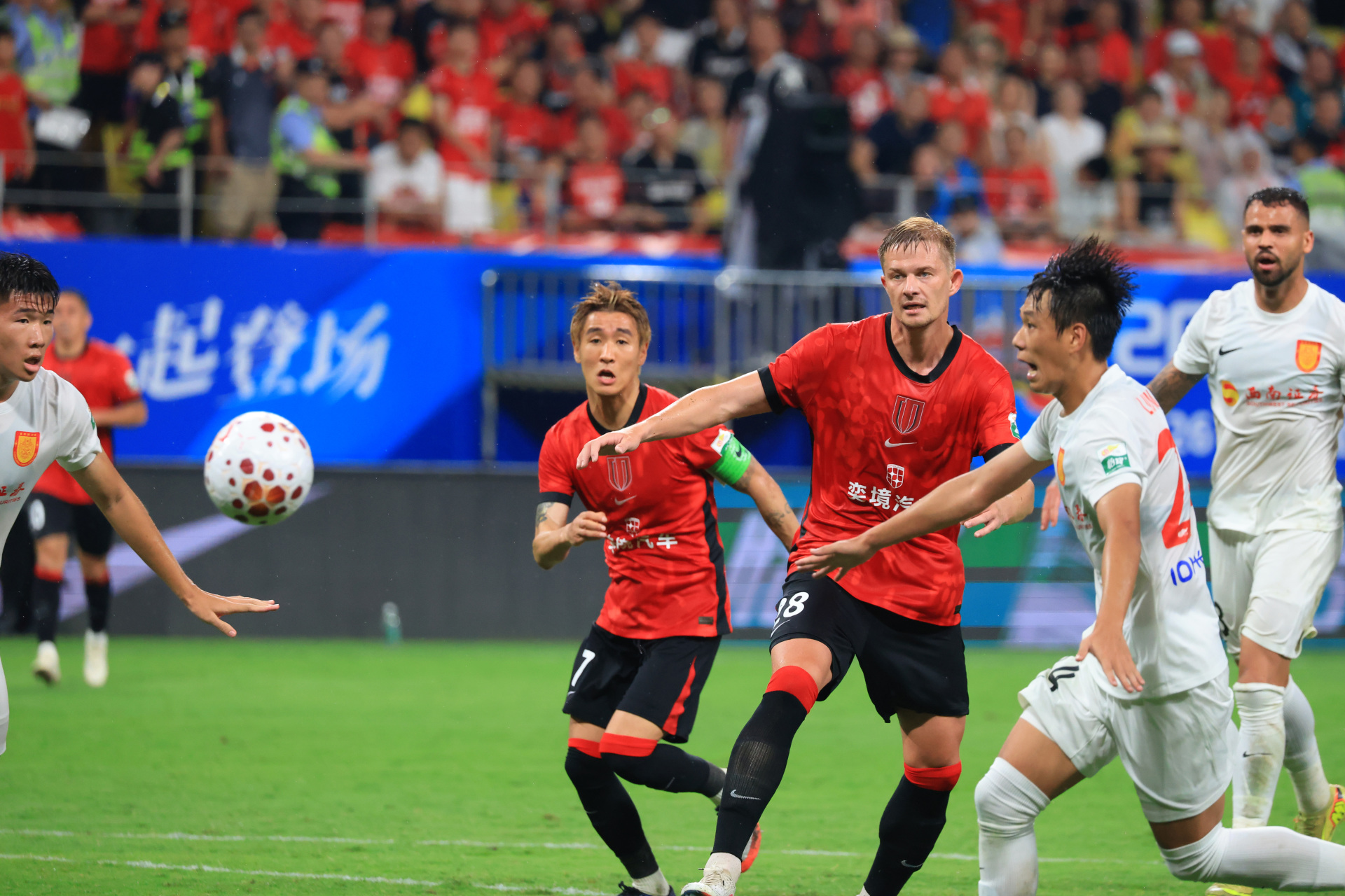 成都蓉城1:1战平重庆铜梁龙 