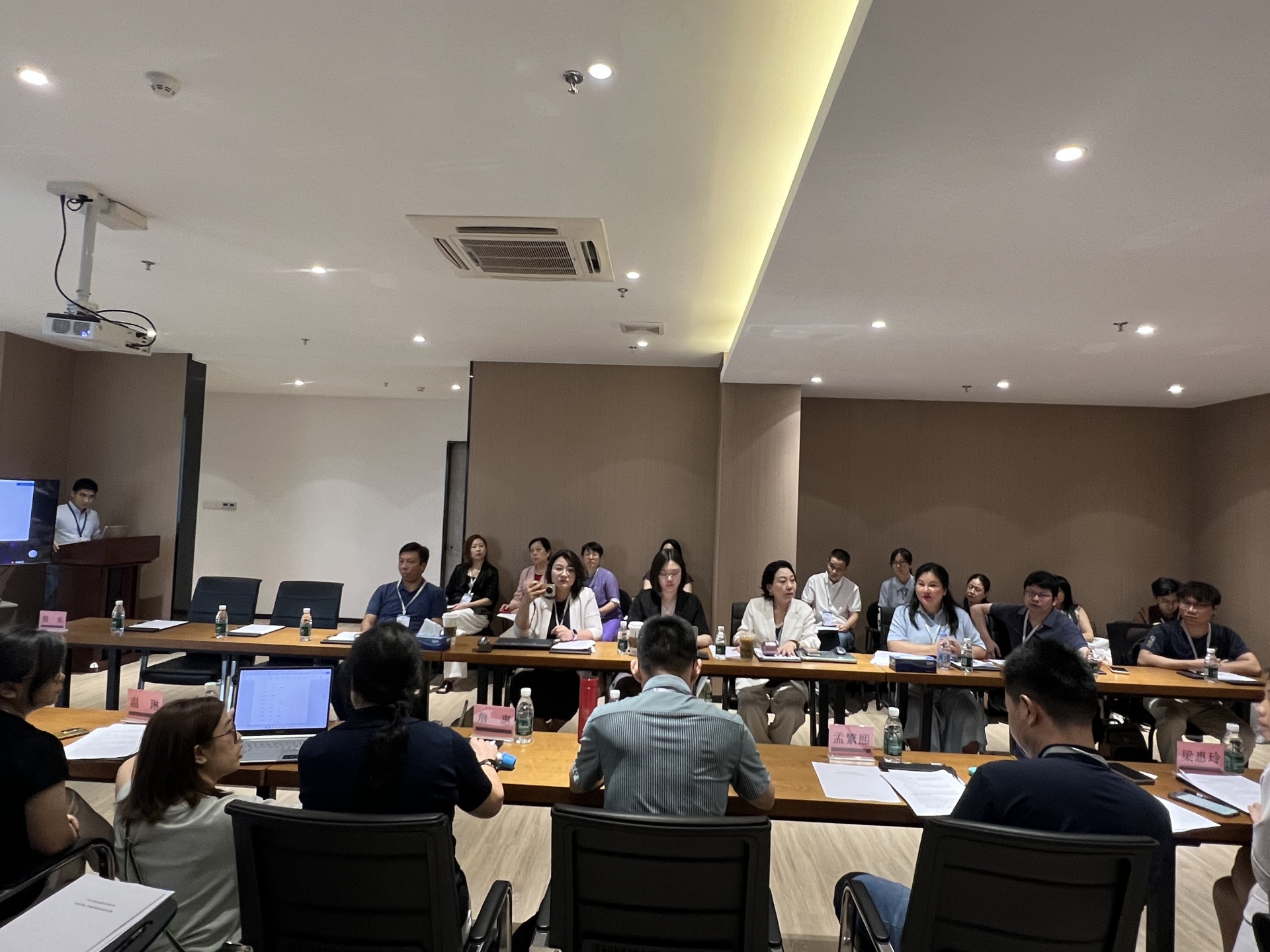 直击股东会｜两项议案的股东会，现场审议超4小时    小崧股份“9改5”议案“涉险”通过 (http://www.kingbaby.com.cn/) wap 第4张