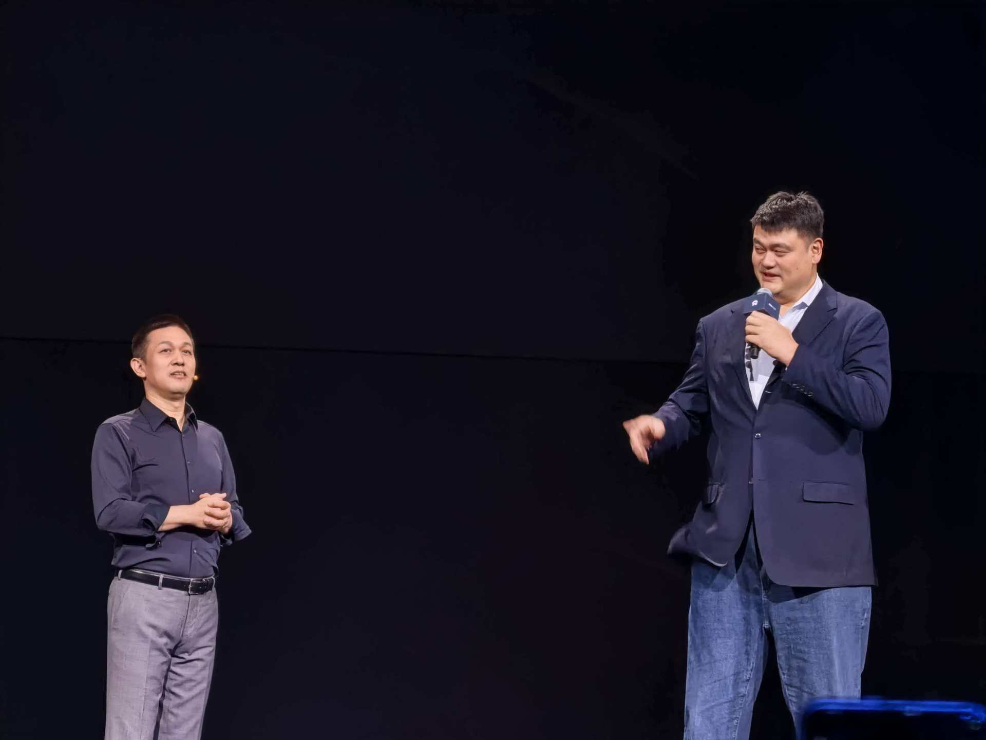 “MPV请忘记”！蔚来ES9入局“9系”混战，李斌强势喊话：跟别的“9”不是一回事” (http://www.kingbaby.com.cn/) wap 第3张
