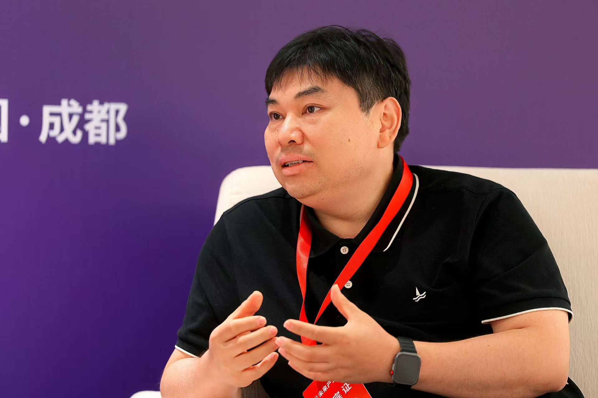 成都为什么“更适合走人形机器人的通用路径”？国地中心首席科学家江磊：数据集、智能终端、算力，一条不缺 (http://www.kingbaby.com.cn/) wap 第1张