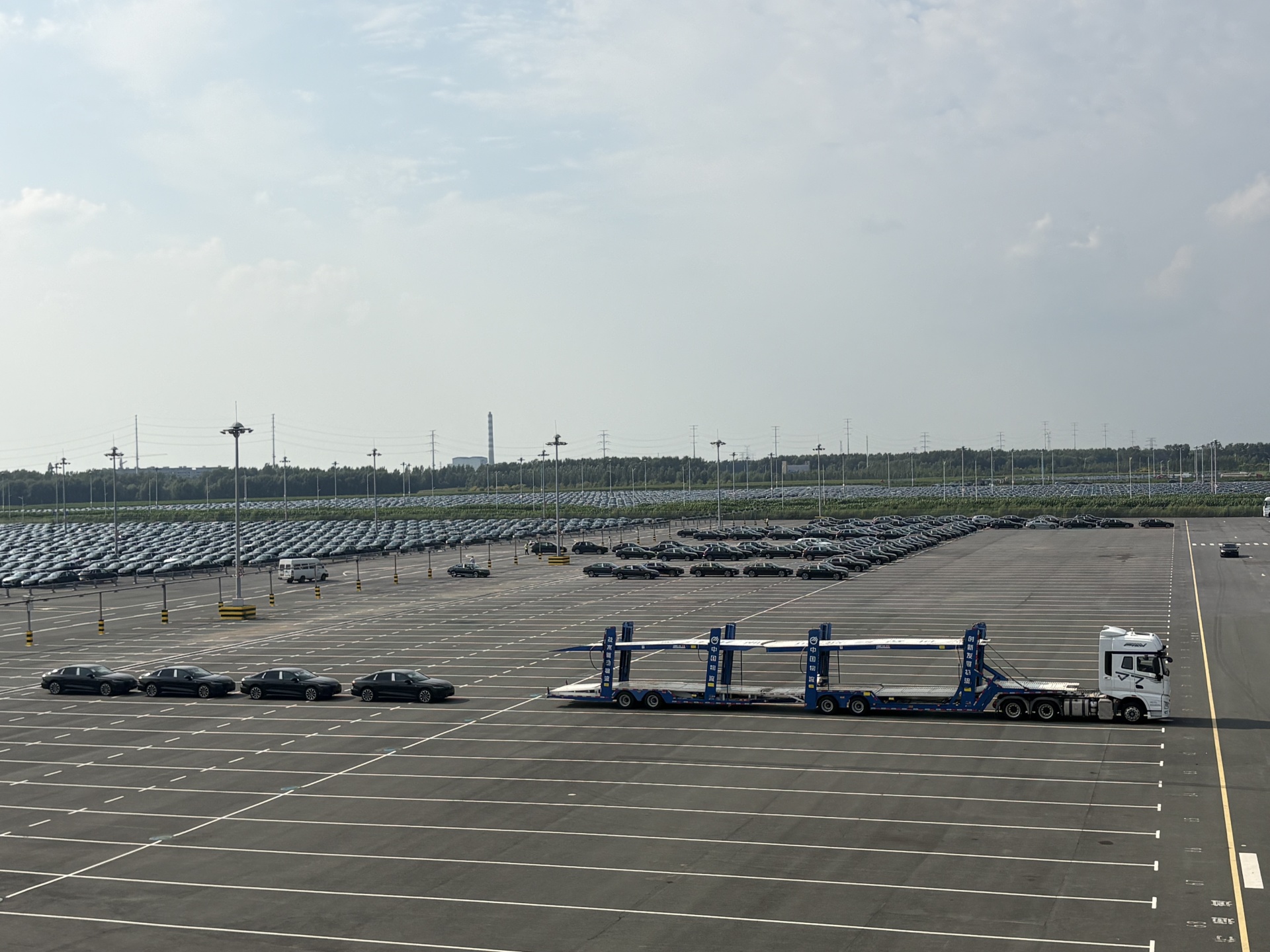 54秒下线一台整车、汽车“上下铺坐火车”⋯⋯实探智能化运输场景:看汽车物流如何降本增效 wap 第1张-婴之杰 54秒下线一台整车、汽车“上下铺坐火车”⋯⋯实探智能化运输场景:看汽车物流如何降本增效 (http://www.kingbaby.com.cn/) wap 第1张