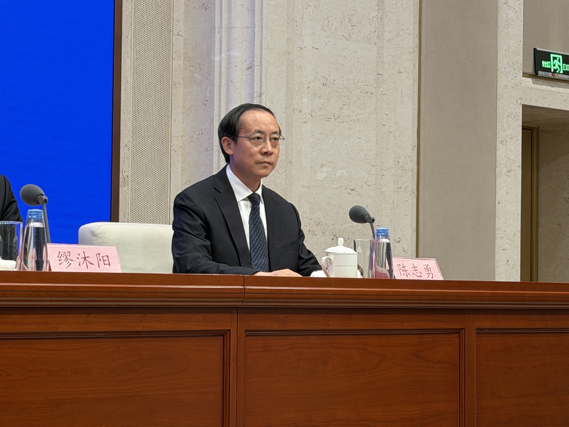 如何释放二手车的消费潜力？成都市：鼓励盘活存量用地、闲置厂房等改造升级为交易场所，推出适配金融产品 (http://www.kingbaby.com.cn/) wap 第1张