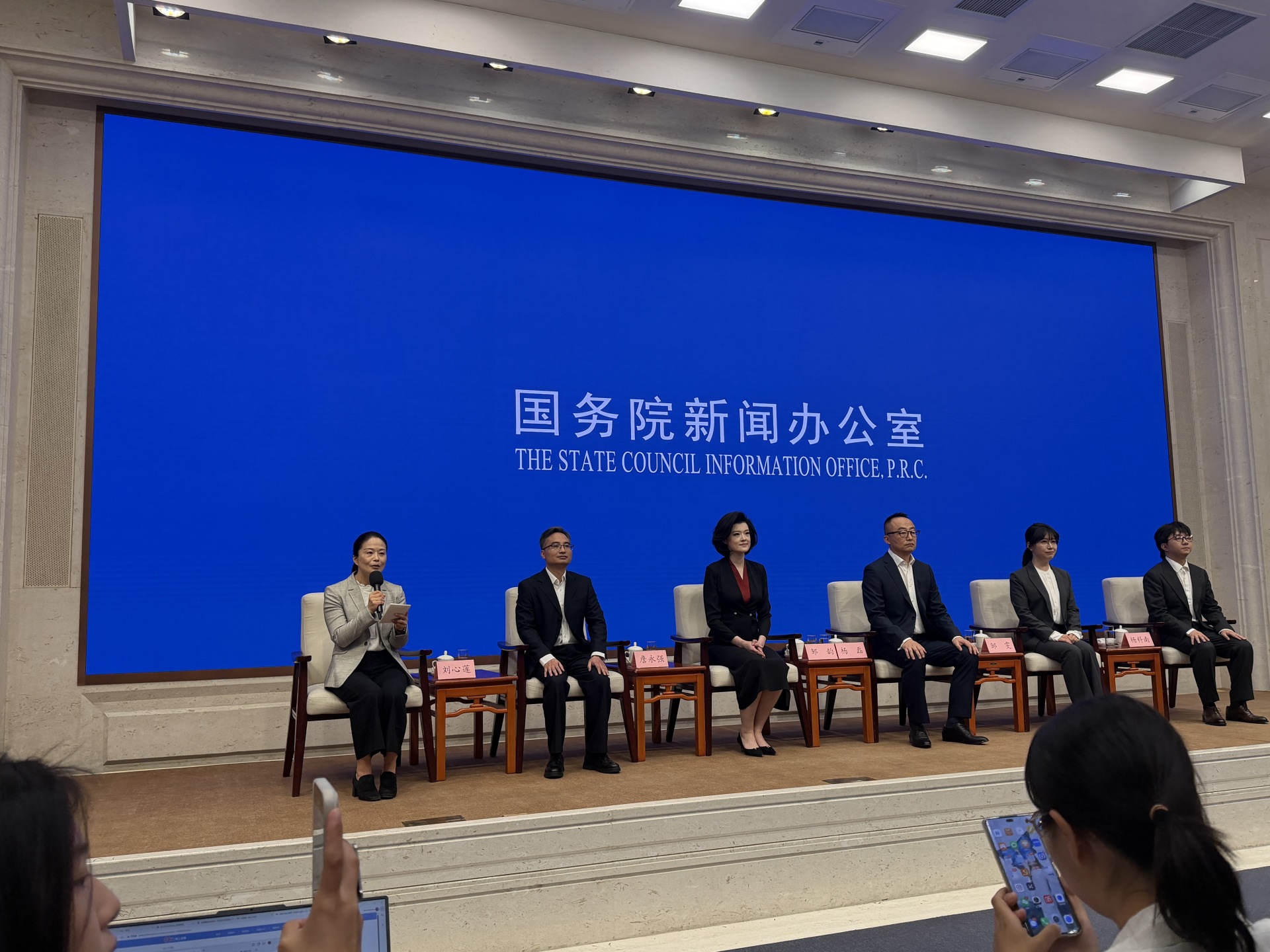 从两个月缩短至一周：制作复杂镜头耗时大幅压缩，AI助力影视广电提质提速 (http://armanice.com/) wap 第1张