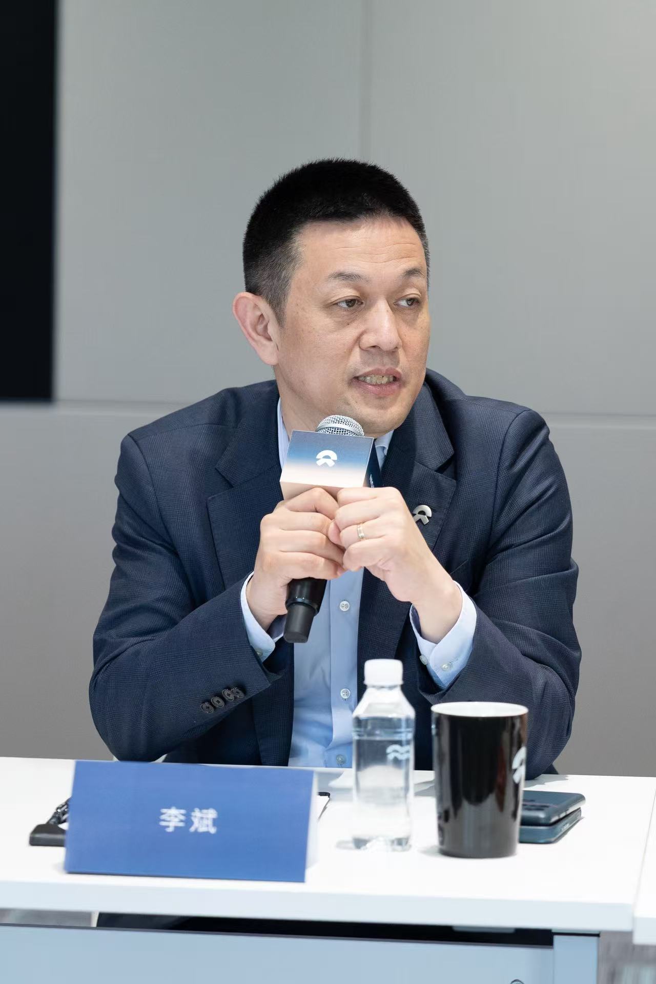 “接下来一到两年，日子会比较难过！”李斌预警行业决赛最残酷赛段：蔚来不盲目降价冲量，要体系化竞争 (http://www.kingbaby.com.cn/) 财经 第1张