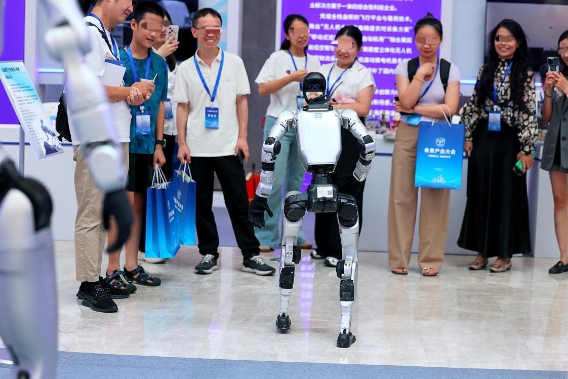 成都为什么“更适合走人形机器人的通用路径”？国地中心首席科学家江磊：数据集、智能终端、算力，一条不缺 (http://www.kingbaby.com.cn/) wap 第2张