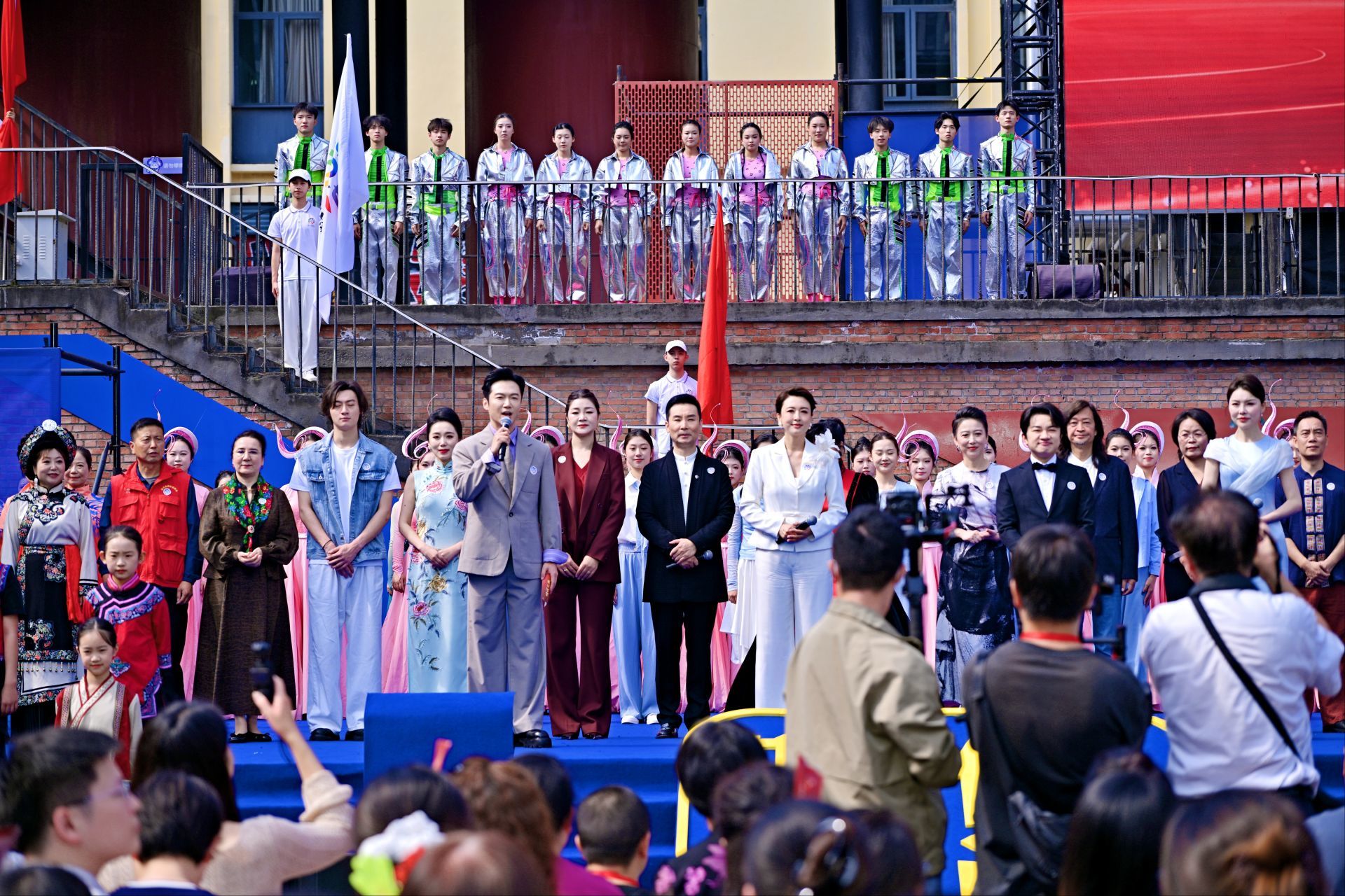 王凯、黄龄、乌兰图雅……齐聚成都东郊记忆！2026文艺志愿者在行动特别节目在成都举办