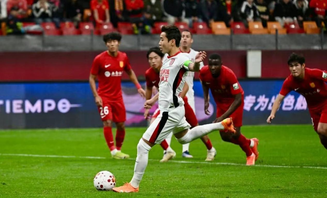 3：3！“成渝德比”上演高燃盛宴，今晚属于每一个热爱足球的人