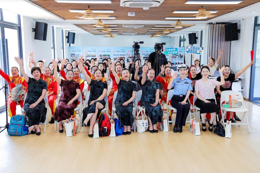 锦城乡约 新风共育文明共建圆桌沙龙在简阳收官，三百余人共绘城乡文明融合新图景
