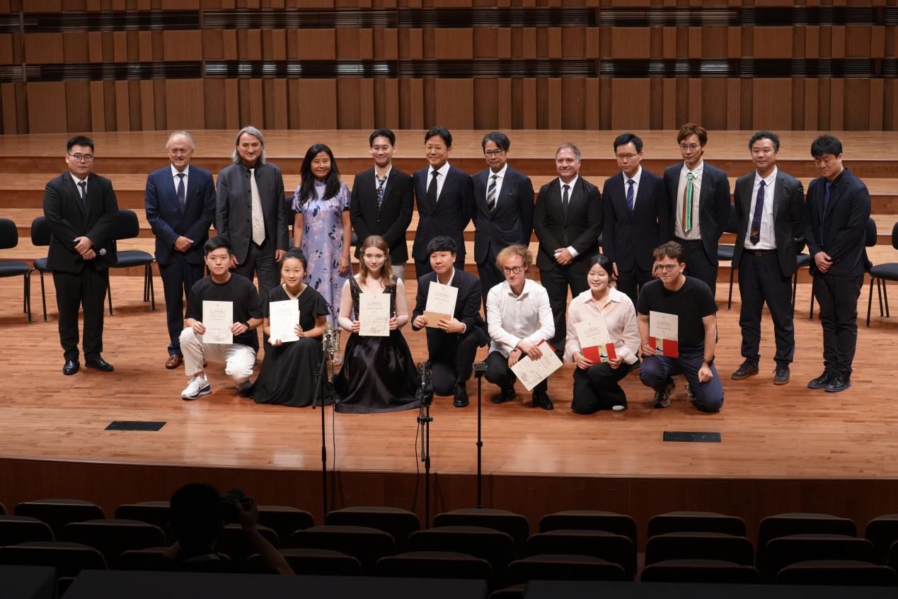 厉害了！川音附中14岁学子斩获2026成都国际单簧管比赛两项大奖