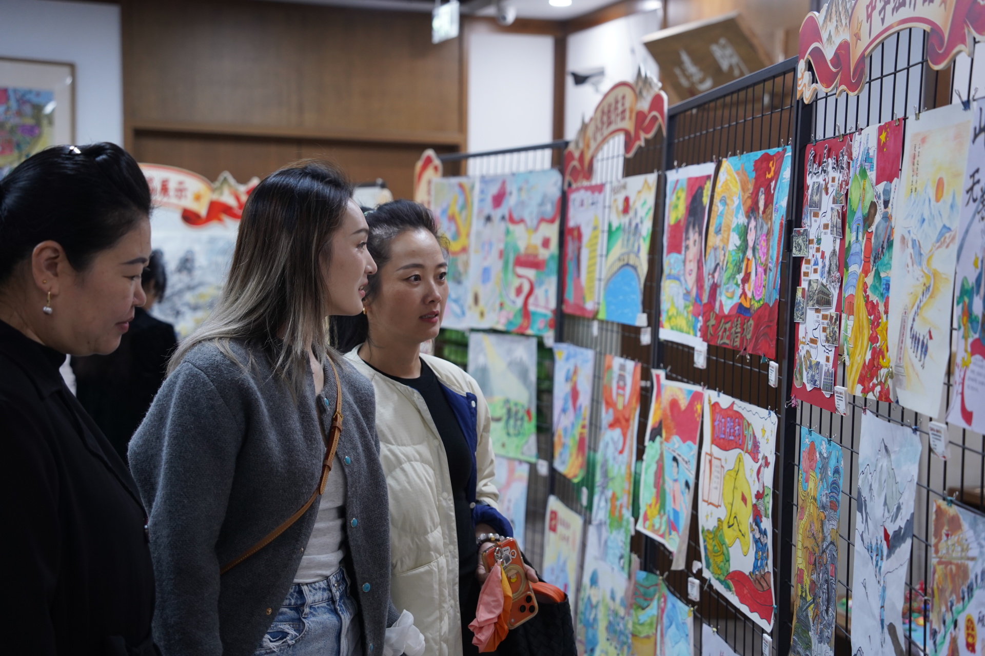 校家社协同启新程 成都市望江楼小学召开2026‑2027学年校家社协同育人会议