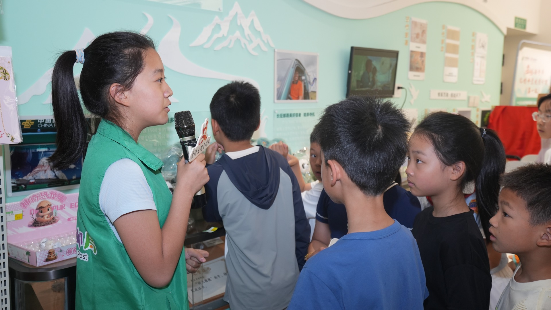 成都市身边好人先进事迹巡讲巡展 为青少年群体厚植文明素养